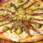 pizza-de-mozzarella-y-anchoas 400×400